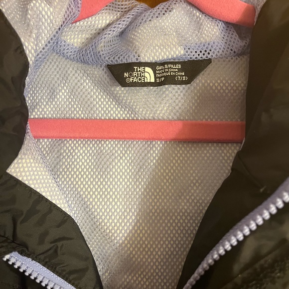 NORTH FACE CHILD RAIN COAT - Picture 2 of 3